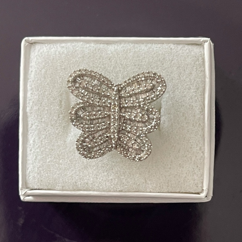 Ladies Diamond Butterfly ring - Picture 2 of 5
